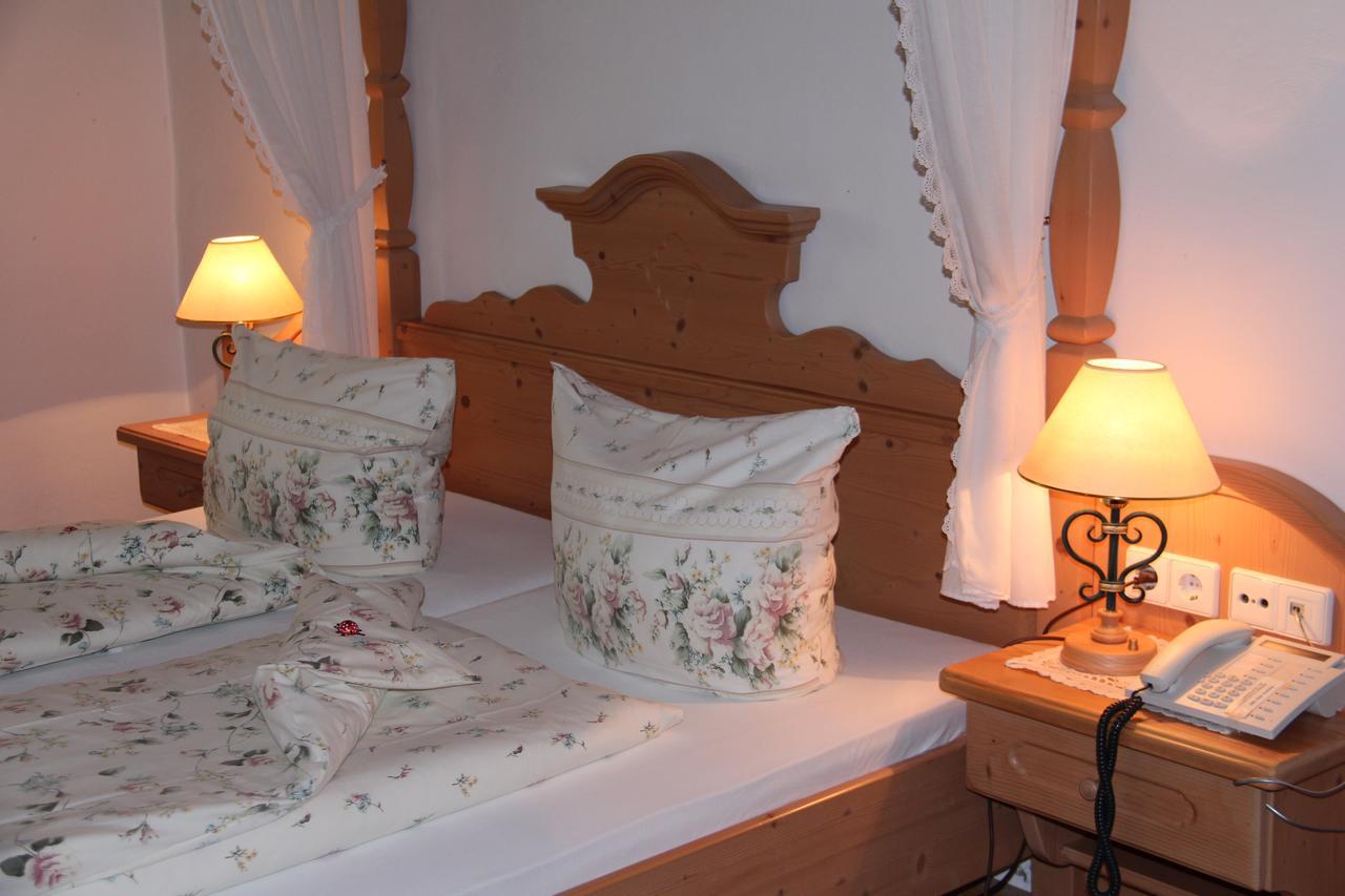 Wasserstelz Historisches Genusshotel & Restaurant Am Rhein Hohentengen am Hochrhein Eksteriør billede